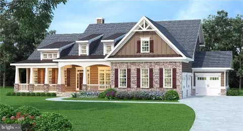 4893 W Mountain Top Rd, New Hope, PA 18938