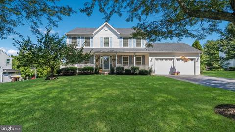 4071 Gregory Dr, Doylestown, PA 18902
