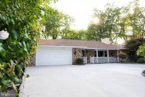2326 Dubree Ave, Warrington, PA 18976