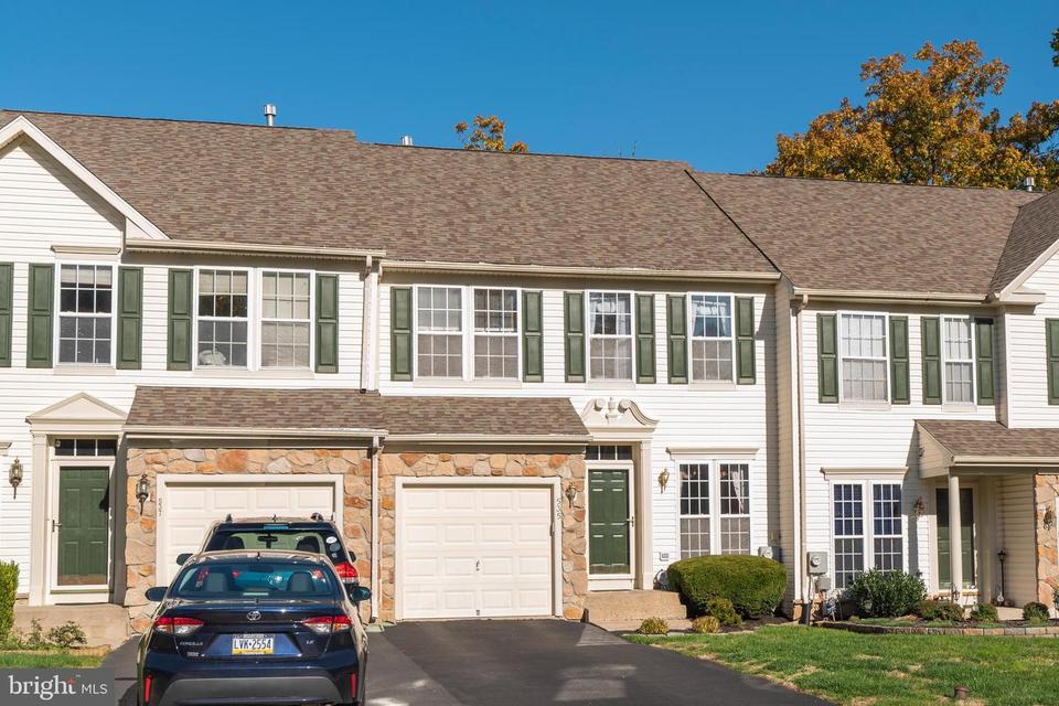  535 Mockingbird Way, Warrington, PA 18976 photo 1