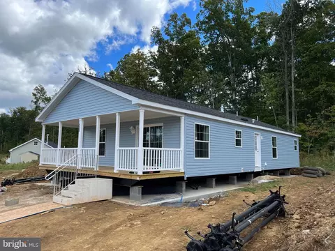130 Marshall Ln, Sellersville, PA 18960
