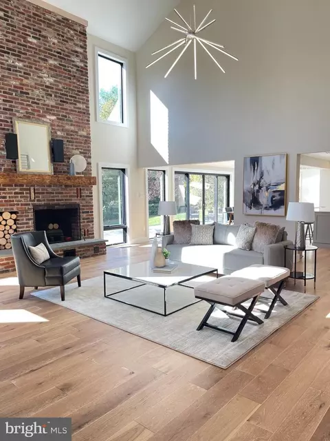 2830 W Fox Chase Cir, Doylestown, PA 18901