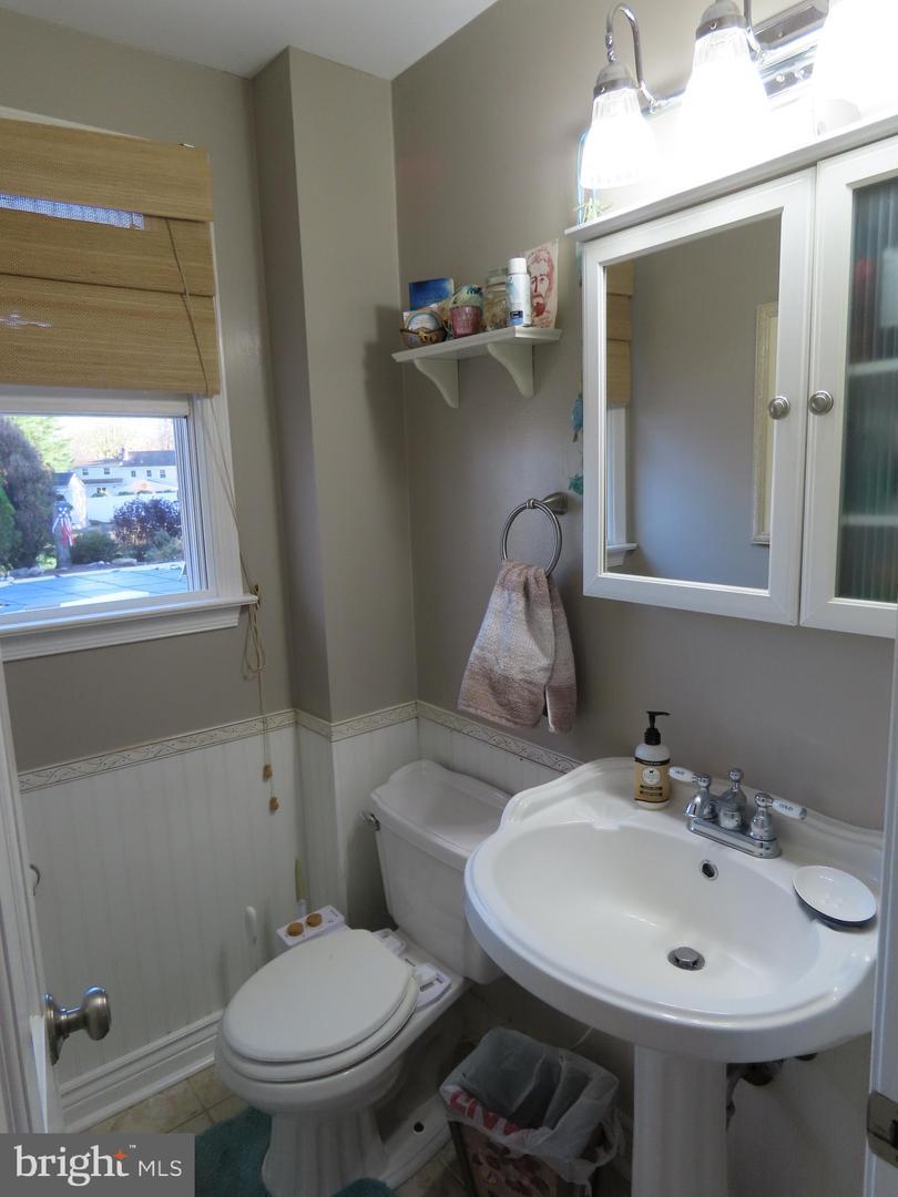  7 Wooden Bridge Ct, Holland, PA 18966 photo 11