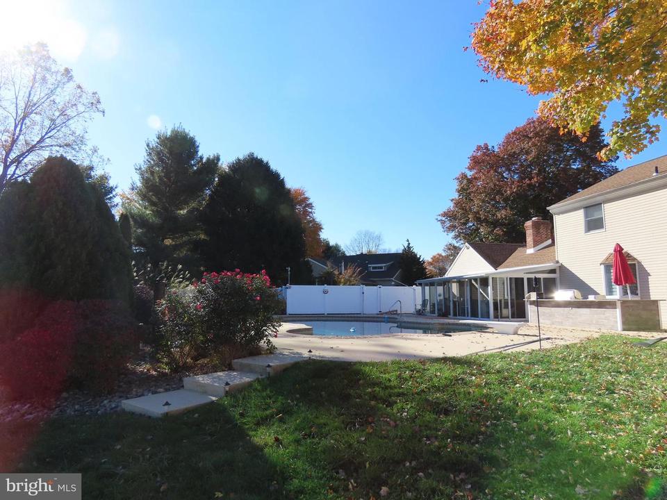  7 Wooden Bridge Ct, Holland, PA 18966 photo 20