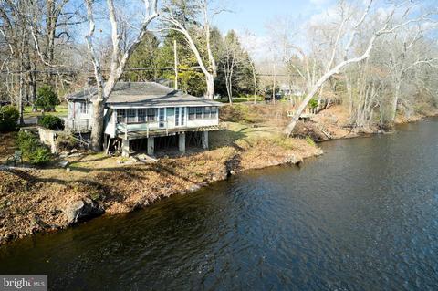 804 River Rd, Erwinna, PA 18920