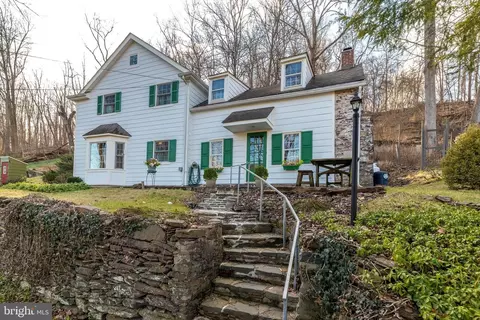 213 River Rd, Pipersville, PA 18947
