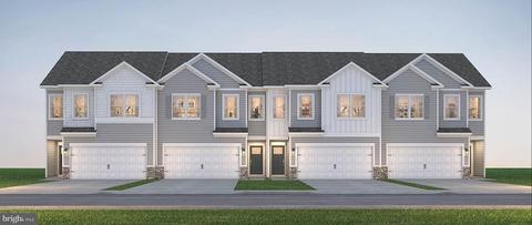 2 Fonthill Ct, Quakertown, PA 18951