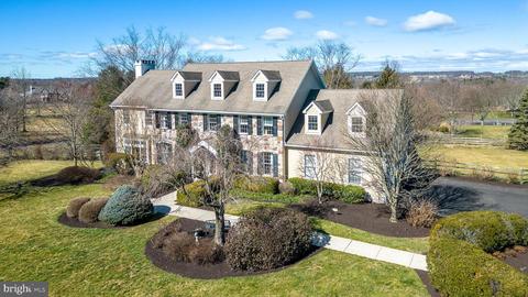 37 Magnolia Ct, New Hope, PA 18938