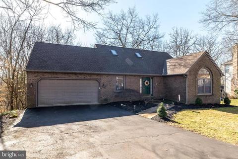 34 Creekview Dr, Perkasie, PA 18944