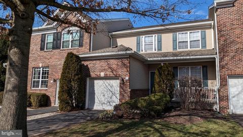91 Dispatch Dr #256, Washington Crossing, PA 18977