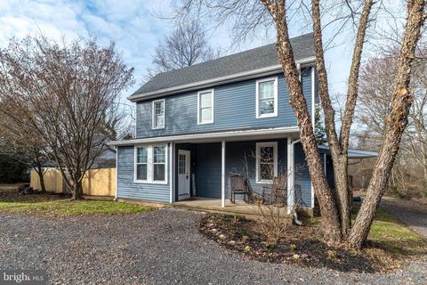 728 Hilltown Pike, Line Lexington, PA 18932