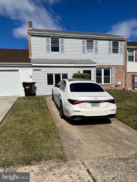 6421 Todd Ct, Bensalem, PA 19020
