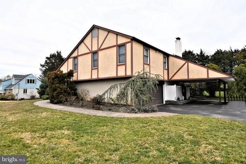1213 Laurel Ave, Warminster, PA 18974
