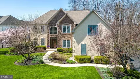 49 Paige Trail Rd, Perkasie, PA 18944