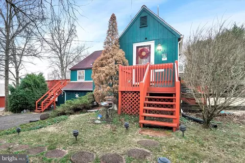 5424 Silo Hill Rd, Doylestown, PA 18902