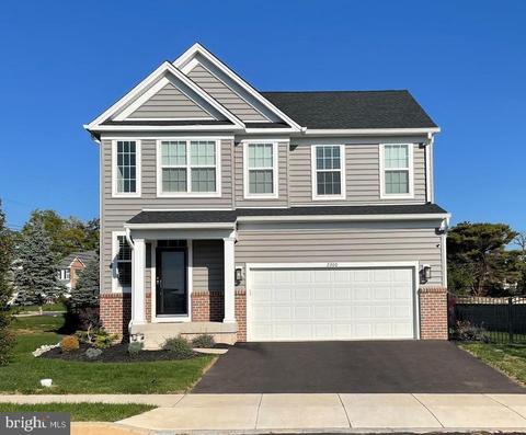 2300 Twin Lakes Dr, Quakertown, PA 18951