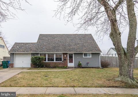 56 Indian Red Rd, Levittown, PA 19057