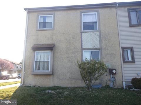 138 Knox Ct, Southampton, PA 18966