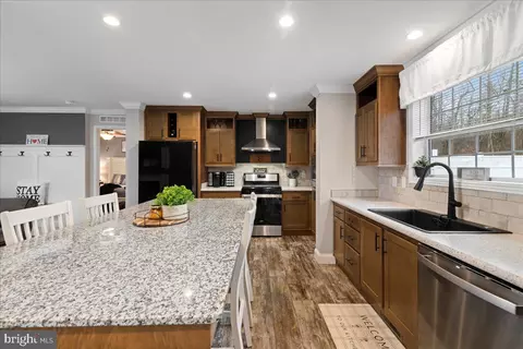 170 Marshall Ln, Sellersville, PA 18960