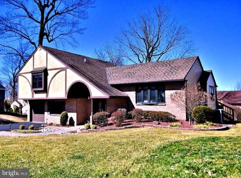 931 Edgewood Ln, Feasterville Trevose, PA 19053