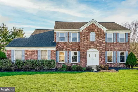 108 Wood Dr, Southampton, PA 18966