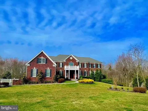 128 Jane Chapman Dr W, Newtown, PA 18940