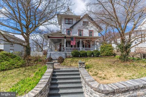 27 Green St, Sellersville, PA 18960