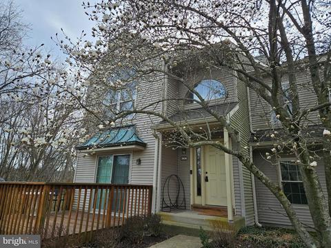 3906 Waltham Ct, Yardley, PA 19067