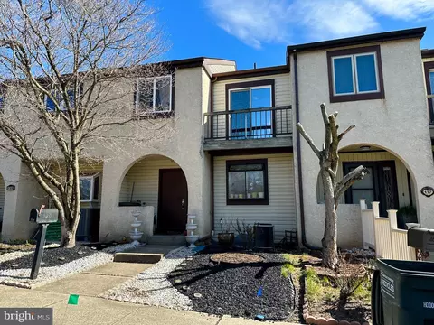 158 Madison Ct, Holland, PA 18966
