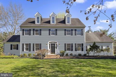 2844 E Fox Chase Cir, Doylestown, PA 18902