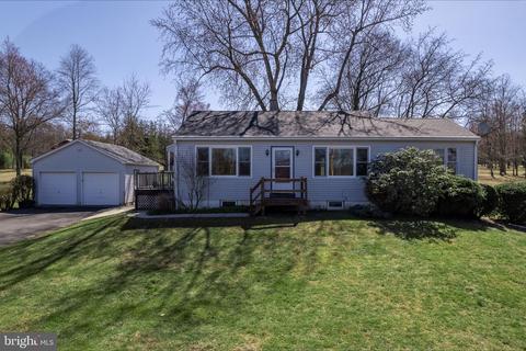 393 W Paletown Rd, Quakertown, PA 18951