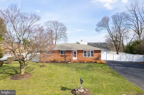 2535 Kay Ave, Feasterville Trevose, PA 19053