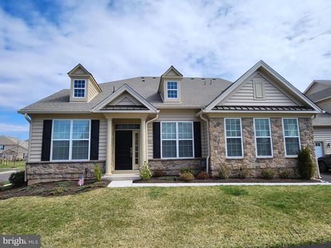 1142 Webb Dr, Perkasie, PA 18944