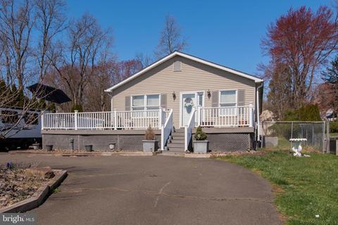 322 Philmont Ave, Feasterville Trevose, PA 19053