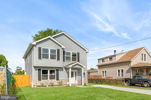 1006 3rd Ave, Croydon, PA 19021