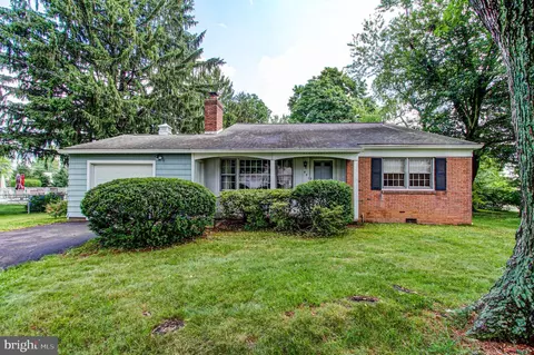 451 Citation Ln, Warminster, PA 18974