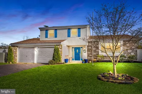 5836 Wharton Cir, Bensalem, PA 19020