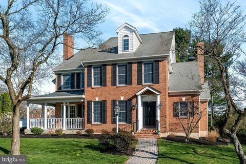 346 E Church St, Sellersville, PA 18960