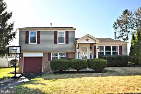 3041 Gilbert Dr, Bensalem, PA 19020