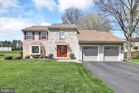 23 White Birch Ln, Southampton, PA 18966