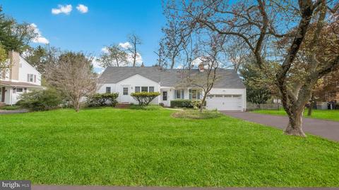 140 Windsor Rd, Yardley, PA 19067