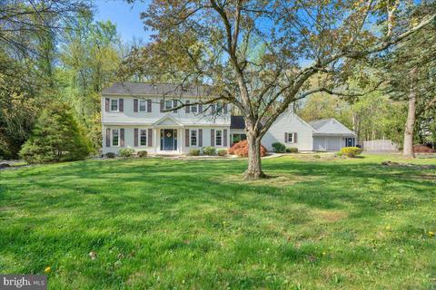 4343 Angus Cir, Doylestown, PA 18902