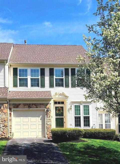 4481 Honeysuckle Ln, Doylestown, PA 18902