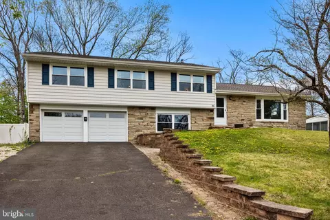 16 Rita Rd, Yardley, PA 19067
