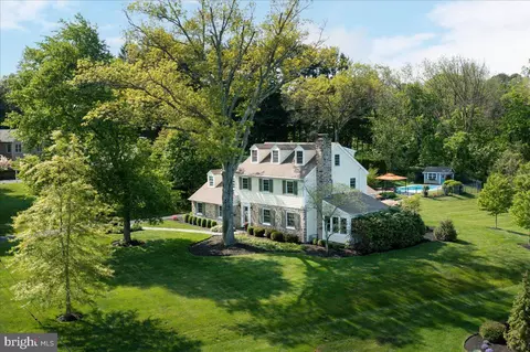 210 Hillendale Dr, Doylestown, PA 18901