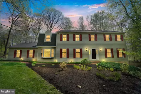 78 Turkey Ln, Furlong, PA 18925