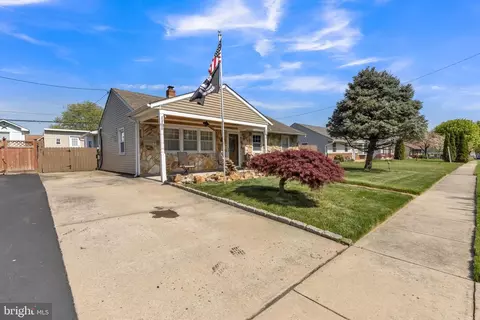 3547 Delancy Dr, Bensalem, PA 19020