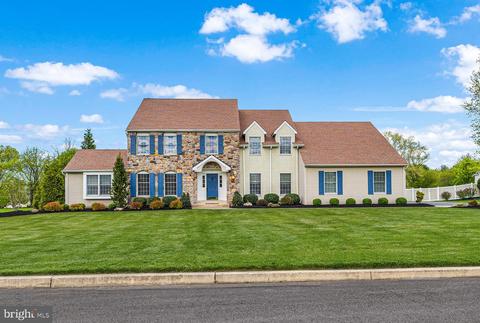 79 Bobbie, Warminster, PA 18974