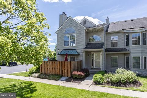 2402 Brookhaven Dr, Yardley, PA 19067