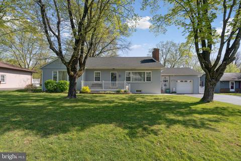 1741 N Old Bethlehem Pike, Quakertown, PA 18951